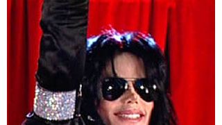 マイケル・ジャクソンさんはバイ・セクシャル？皮膚科医のアシスタントの男性がテレビで激白