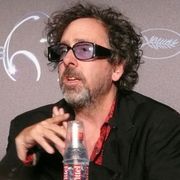 審査委員長ティム・バートン監督がイラン政府を批判