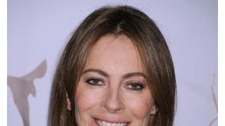 アカデミー賞6冠キャスリン・ビグロー監督の次回作に、南米の観光相らが「援助はしない」