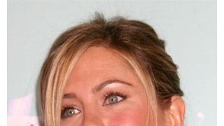 41歳、シワが気になるジェニファー・アニストン、新作映画の自分の映像に修正を要求