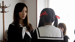 セーラー服に三つ折りの白い靴下!清楚なお嬢さまが勢ぞろい!『マリア様がみてる』の撮影現場