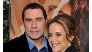 ジョン・トラヴォルタの47歳の妻、新しい赤ちゃんは双子！