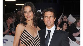 トム・クルーズ、4歳の娘のハイヒールと高価な洋服を容認！