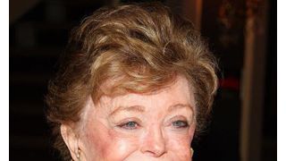 エミー賞女優ルー・マクラナハン、76歳で死去