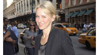 ナオミ・ワッツ、「子どもに頼まれたらリーヴ・シュレイバーと結婚するわ」