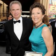 ウォーレン・ベイティとアネット・ベニングの長女が性転換手術?