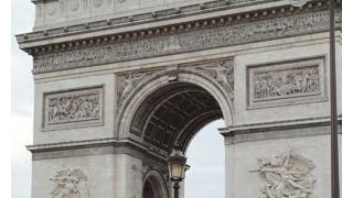 映画『GANTZ』、フランスに上陸!岸本恵役の夏菜GANTZスーツを世界に披露!