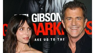 メル・ギブソンに殴られたというオクサナ 証拠写真があることが明らかに
