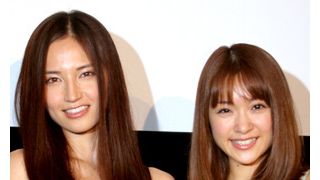 AV女優を引退したみひろの半生を熱演した渡辺奈緒子、AV撮影のシーンは大勢の中で戸惑う