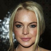 リンジー・ローハン、リハビリ施設に入所!刑務所行きを免れる作戦?