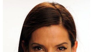 サンドラ・ブロックがストーカーに接近禁止令を申請！