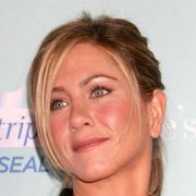 ジェニファー・アニストン、発売日直前にオリジナル香水の名前を変更