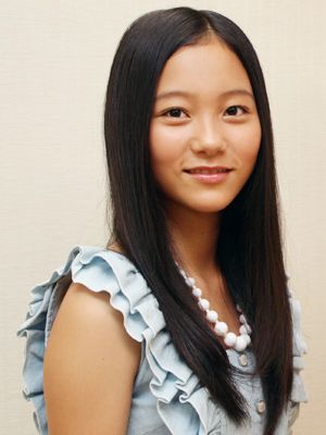 14歳の八頭身美少女・工藤綾乃が、カッコいい女優になりたい宣言！