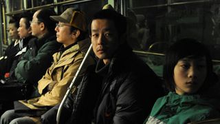 加瀬亮が初の父親役!函館から生まれた映画『海炭市叙景』完成