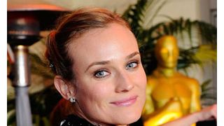 ナイスバディのダイアン・クルーガー、体重は量ったことがない!ジーパンで太ったかをチェック!