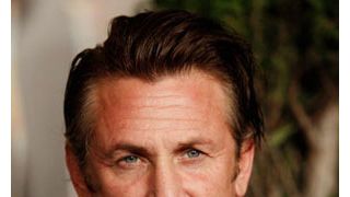ショーン・ペン、ハイチ大統領に立候補したワイクリフ・ジョンを非難