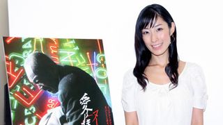 佐藤寛子、しなやかな肢体は、ポールダンス特訓のたまもの!