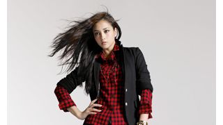 黒木メイサ、超脚線美を惜しげもなく披露！下半身のズームアップは自らワンカットごと確認！