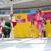 はんにゃ金田のギャルユニットCD発売記念イベントに1万人が集結する大盛況!