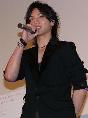 水嶋ヒロ、ヅラ着用を“笑撃”告白！苦渋の選択も「どんどん広めてください」