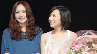 新垣結衣、初対面の一青窈が突然「ハナミズキ」熱唱し感激の涙!