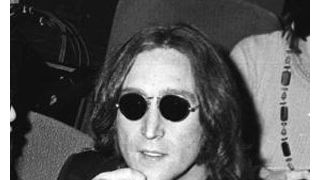 ジョン・レノンが使ったトイレ、オークションで126万円の高額落札