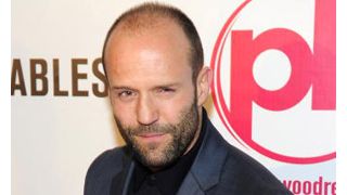 ジェイソン・ステイサム、恋人ロージー・ハンティントン・ホワイトレイと豪華ホテル暮らし