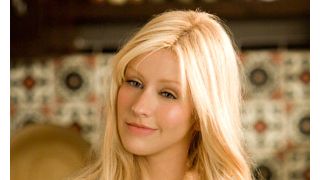 クリスティーナ・アギレラ主演『バーレスク』予告編がついに解禁！初期のアギレラをほうふつさせる姿