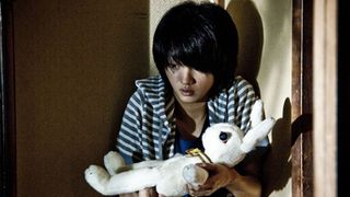 満島ひかり、『呪怨』清水崇監督との初タッグは「夏の悪夢のような日々」！ホラー初主演『ラビット・ホラー3D』がクランクアップ!!