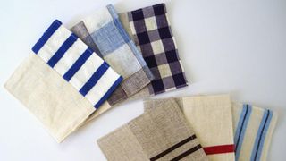 世界に一つだけの前売り特典!一つ一つ丁寧に作られたハンドメイドのコースター!