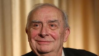 「ヌーヴェルヴァーグ」の旗手クロード・シャブロル監督が80歳で死亡