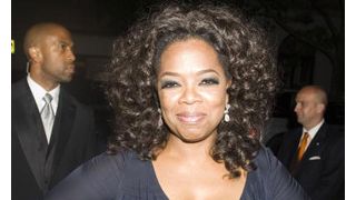 機長はジョン・トラヴォルタ!オプラ・ウィンフリー、看板番組の締めに観客を連れてオーストラリア旅行!