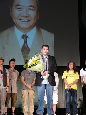 故 谷啓さんにコメディ栄誉賞 代理出席の息子さん 親父も喜んでいるはず としみじみ シネマトゥデイ