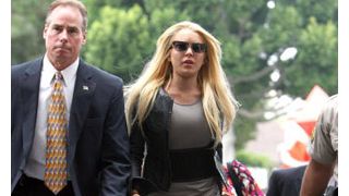 リンジー・ローハンに逮捕状!審問に欠席した場合は即執行!!