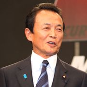「オレだったらそこで撃つのにな!」と麻生太郎氏が上機嫌でマスコミ陣に語ったこととは?
