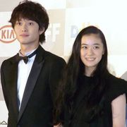 蒼井優のレッドカーペット登場に「かわいい」コール!釜山国際映画祭に韓流アイドルも続々と!
