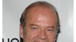 『X-MEN』のケルシー・グラマー 26歳年下の恋人が流産