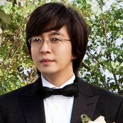 タブー解禁!ペ・ヨンジュンの写真を300名の一般招待客が激写!マイカメラで撮り放題!