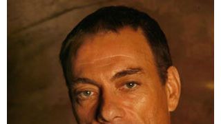 ジャン=クロード・ヴァン・ダム、撮影中に心臓発作を起こして病院へ