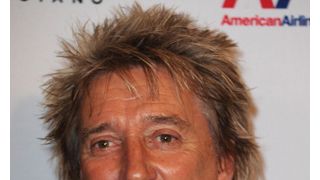 ロッド・スチュワート、17歳のときに養女に出した娘と再会