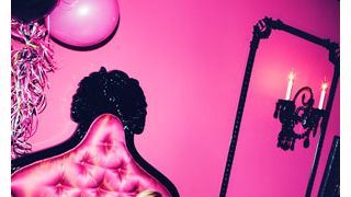 パリス・ヒルトンの自宅に日本のムービーカメラが初潜入！ベッドルームまでの私生活を大公開！