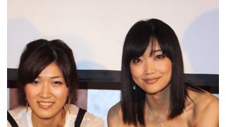 サトエリ、フラれキャラだと再確認!?胸元を強調したドレスで「一肌も二肌も脱ぎます」!!