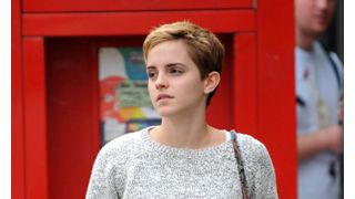 『ハリー・ポッター』が終わってエマ・ワトソンは超ショートヘア ダニエル・ラドクリフはタトゥ?