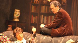劇団四季、ジュード・ロウも演じた傑作ミステリー「スルース」明日より再演!二人の役者の演技が光る