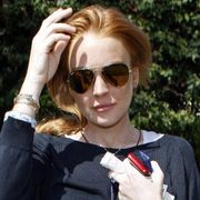 リンジー・ローハン、お金がなくてリハビリ施設の療養費が払えない!?