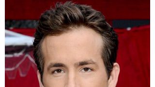 ライアン・レイノルズ ピープル誌が選ぶ今年の“最もセクシーな男”に
