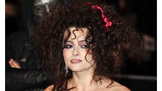 ヘレナ・ボナム=カーター、育児教室で子どもの育て方を学ぶ