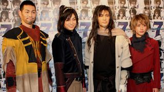 加藤雅也、楽屋ではいやらしいバスローブ姿!男ばかりの現場で暴露トークさく裂!