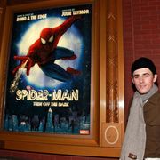 54億円の「スパイダーマン」ミュージカルが失敗続き!!プレビュー公演中に5回以上も中断で観客失笑!