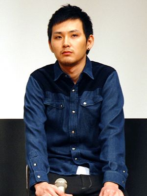 松田龍平、「申し訳ありません」と接触事故を謝罪